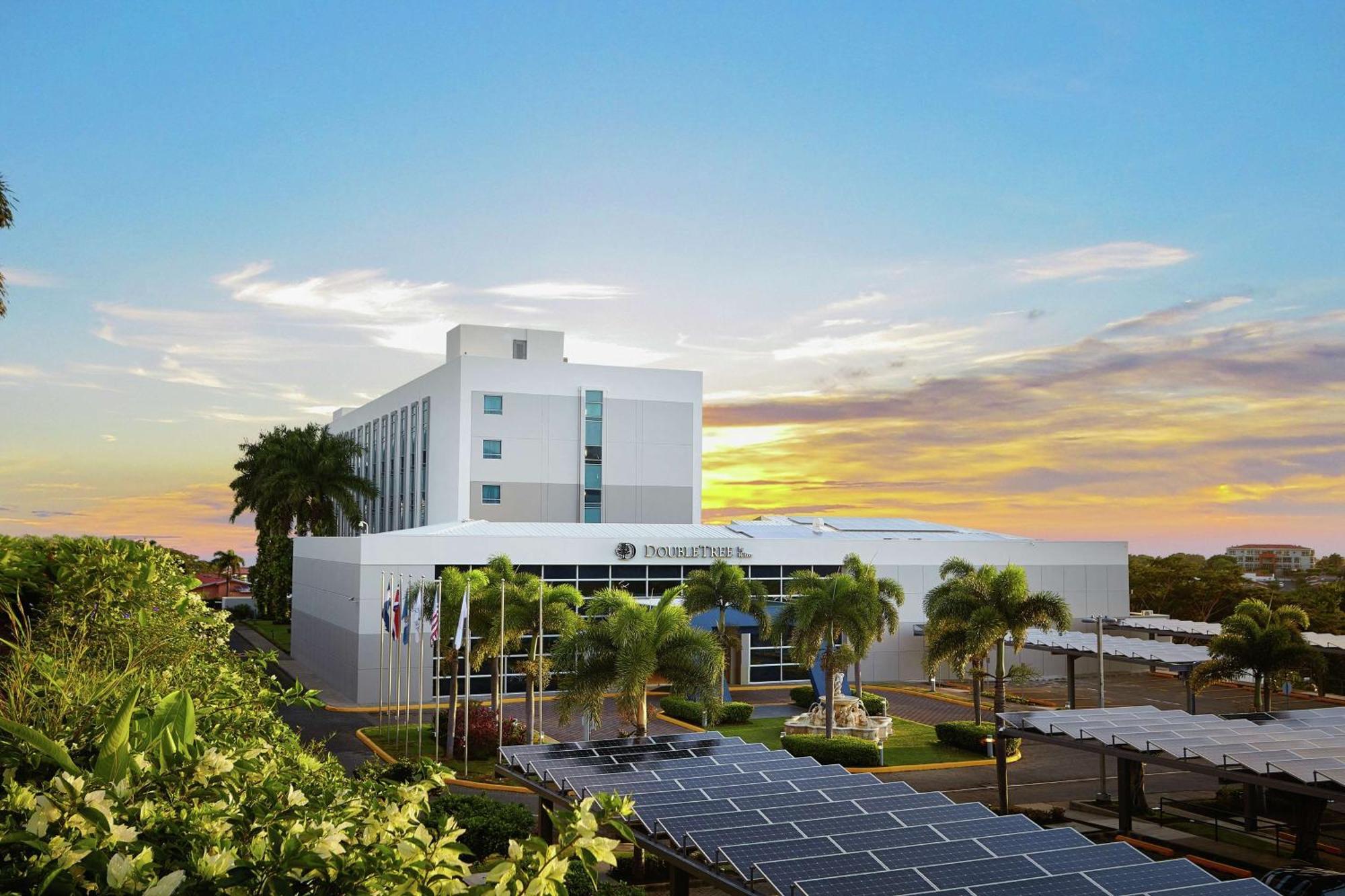 Doubletree By Hilton Managua Hotel Kültér fotó